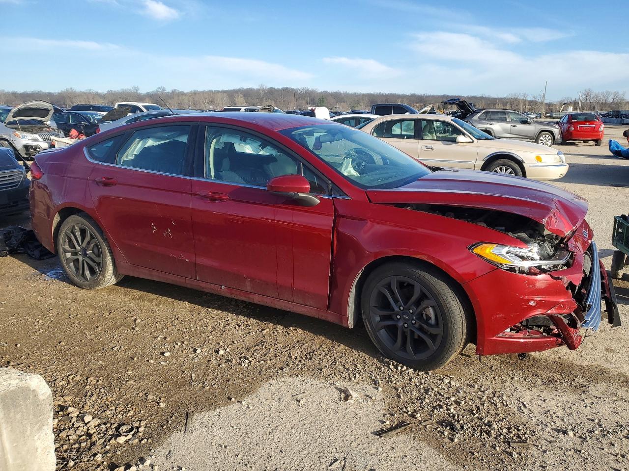 2018 FORD FUSION photo 4