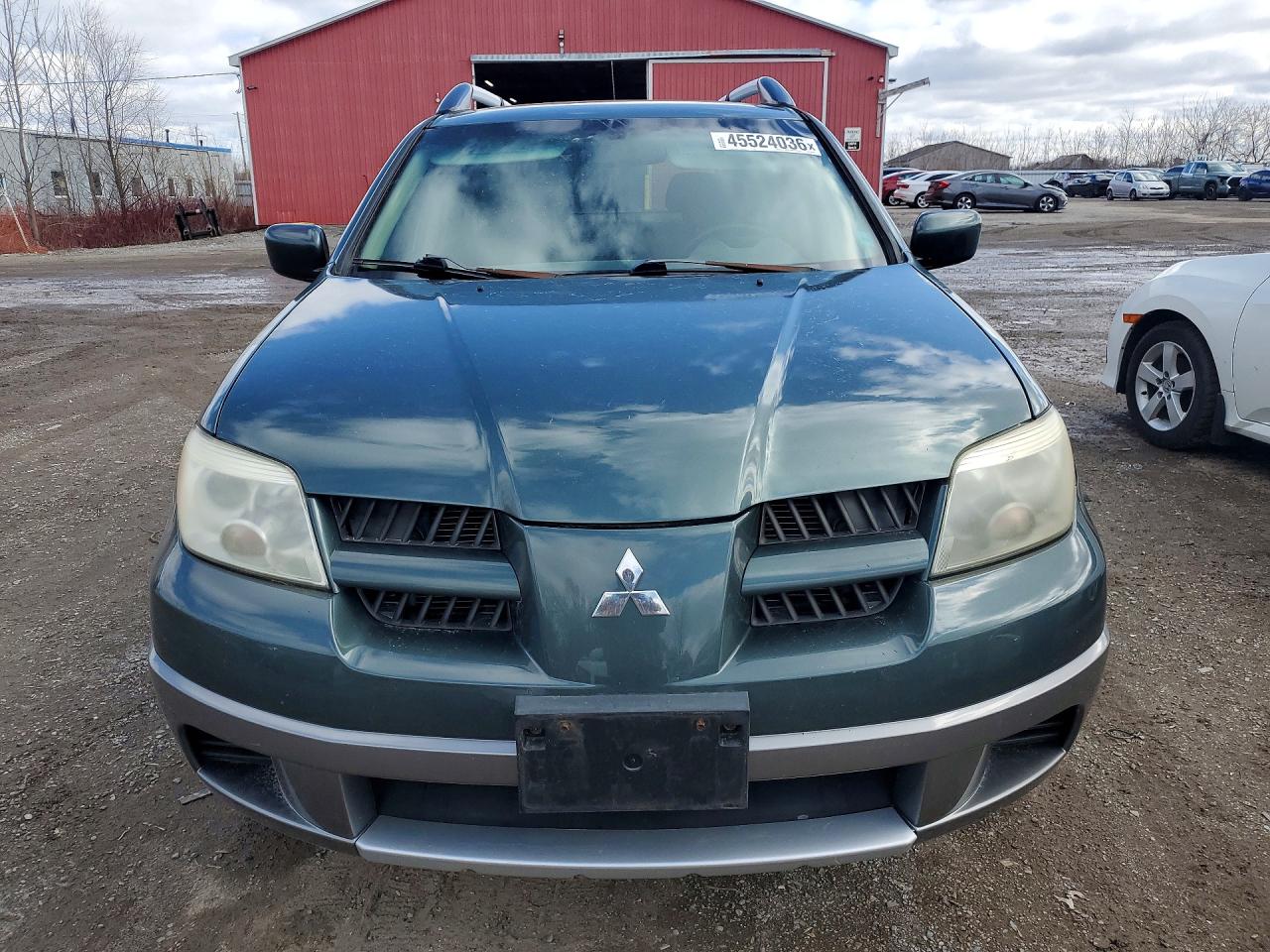 2005 MITSUBISHI OUTLANDER LS photo 5