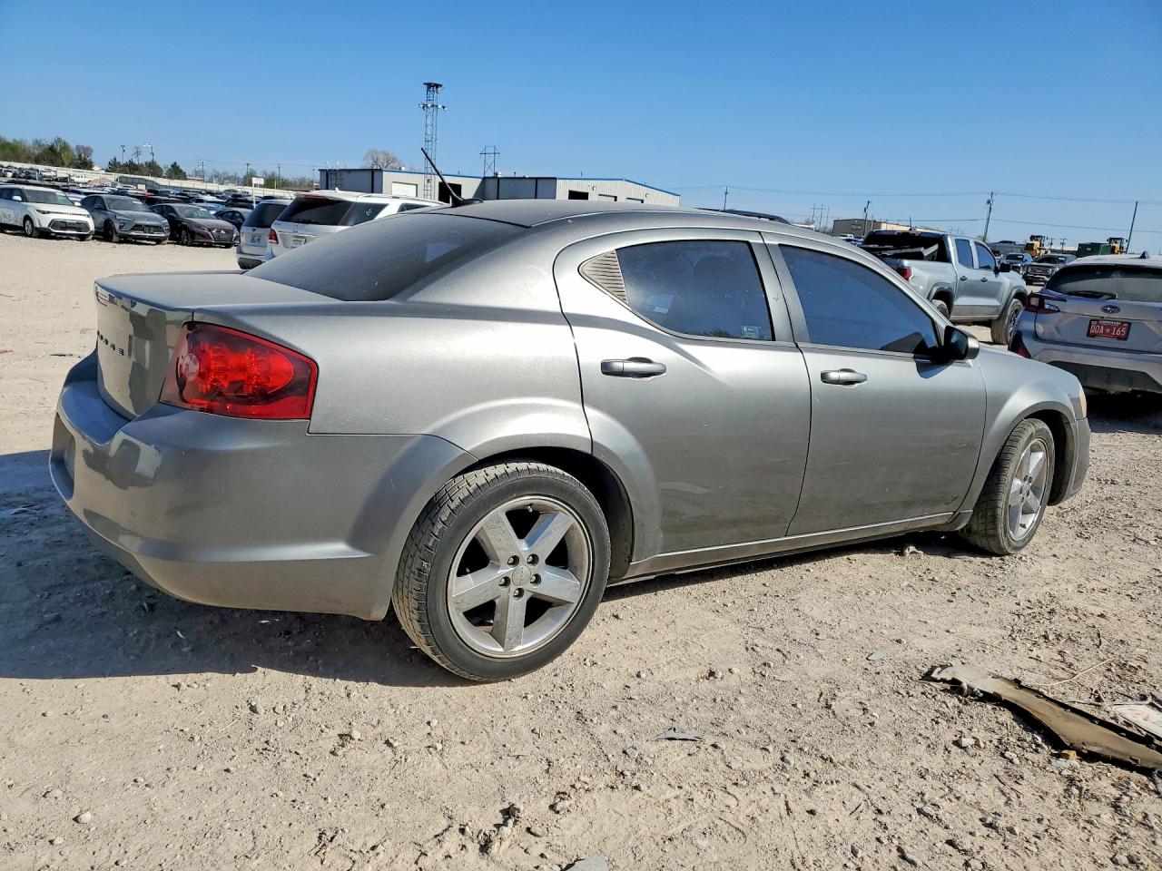 2013 DODGE AVENGER SE photo 5