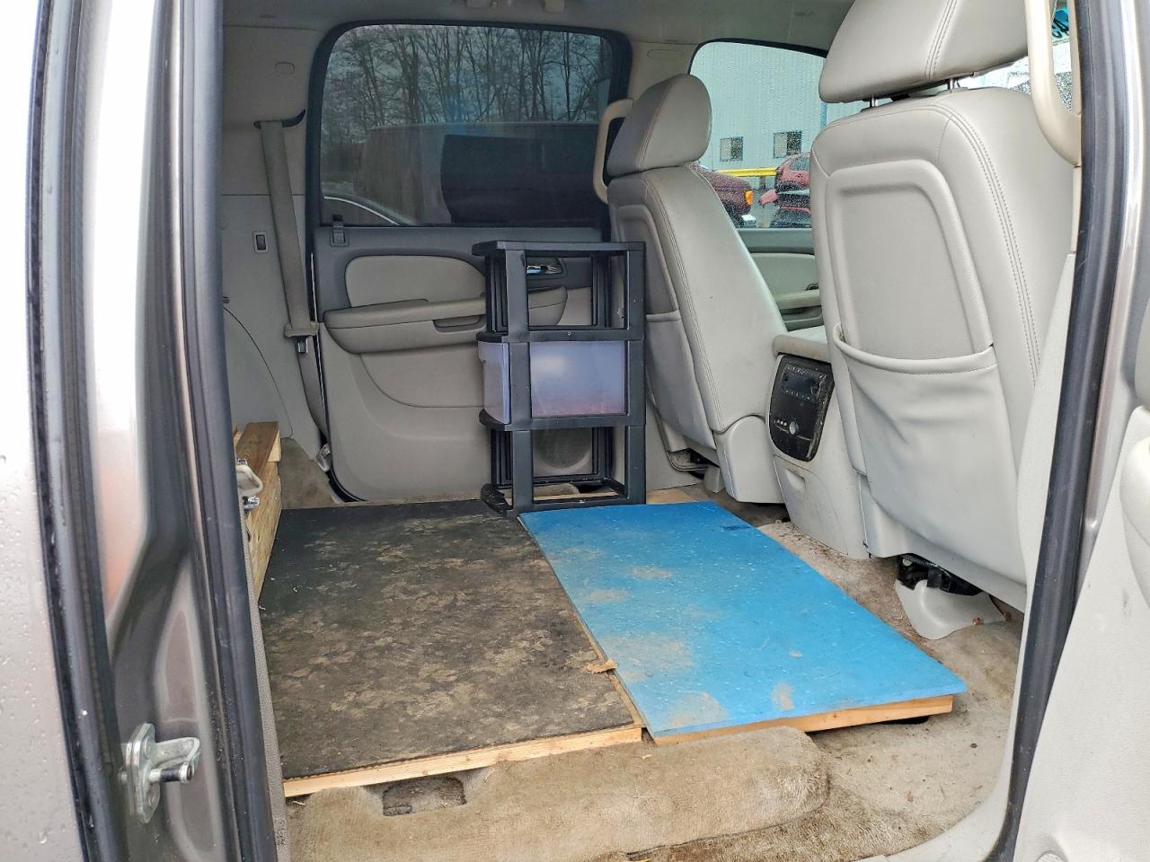 2008 CHEVROLET SUBURBAN C1500 LS photo 10