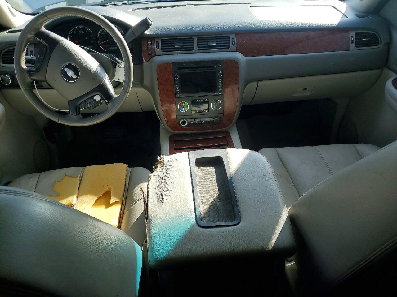 2008 CHEVROLET SUBURBAN C1500 LS photo 8
