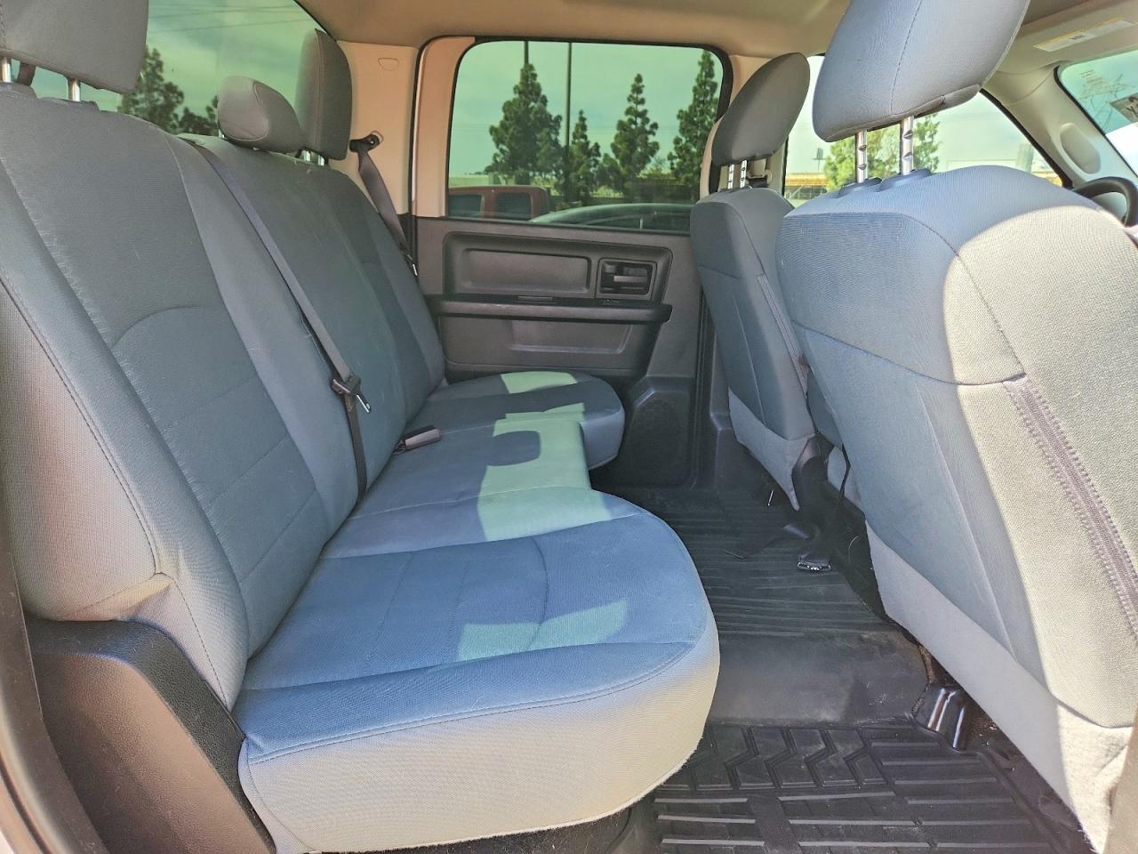 2018 RAM 1500 ST photo 10