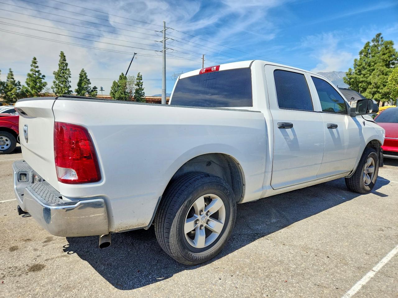 2018 RAM 1500 ST photo 3