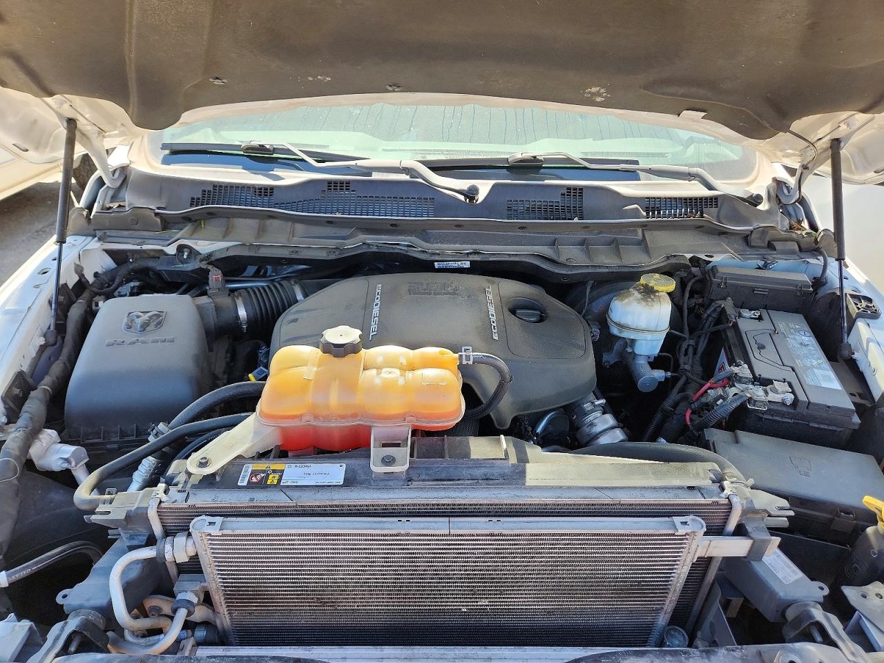 2018 RAM 1500 ST photo 11