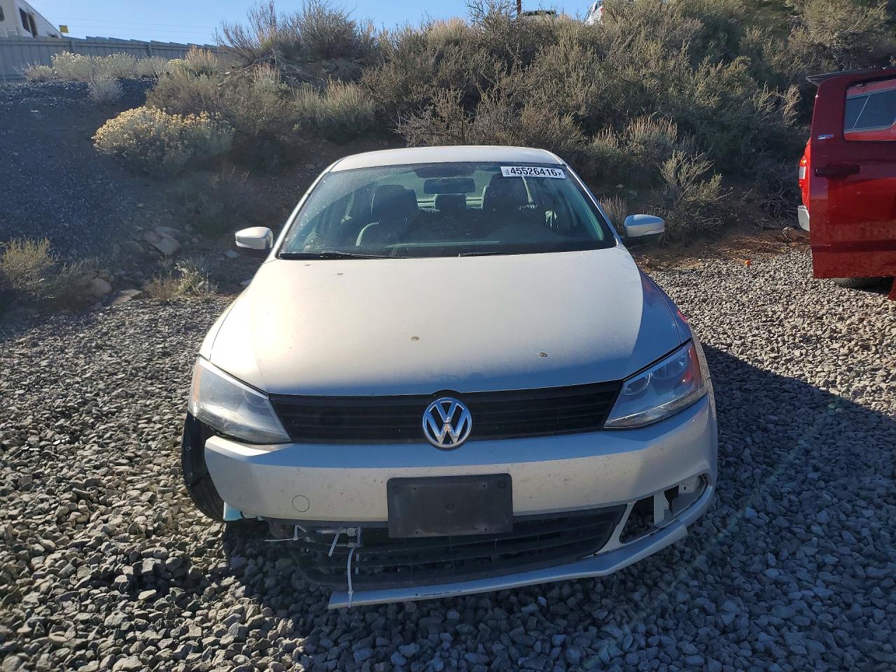 2012 VOLKSWAGEN JETTA SE photo 5