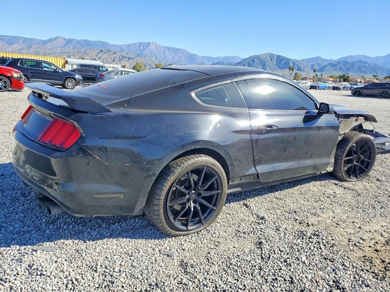 2016 FORD MUSTANG photo 9