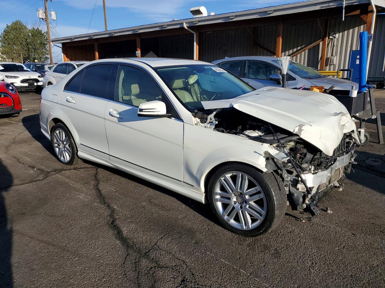 2011 MERCEDES-BENZ C 300 4MATIC photo 4