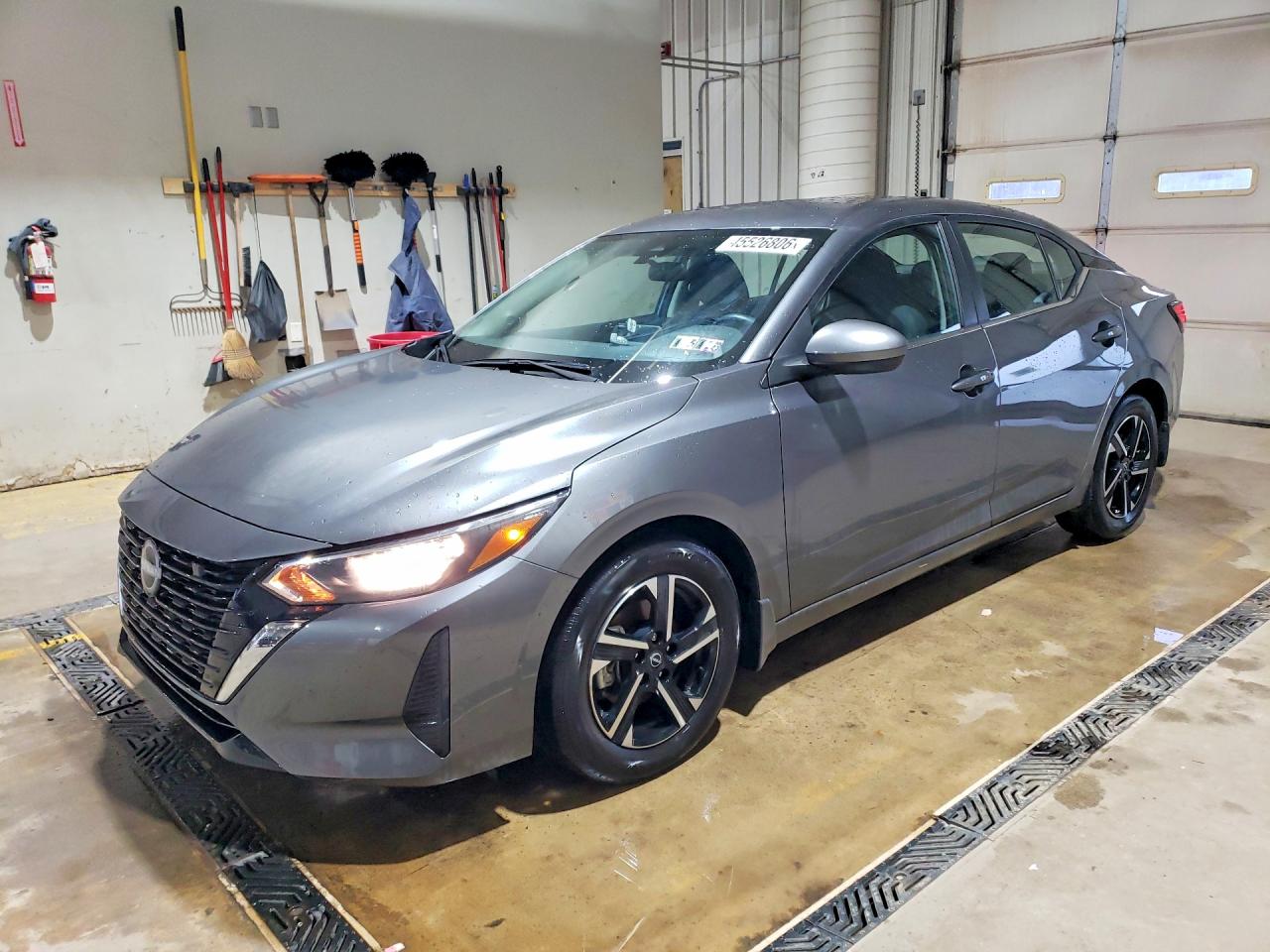 2025 NISSAN SENTRA