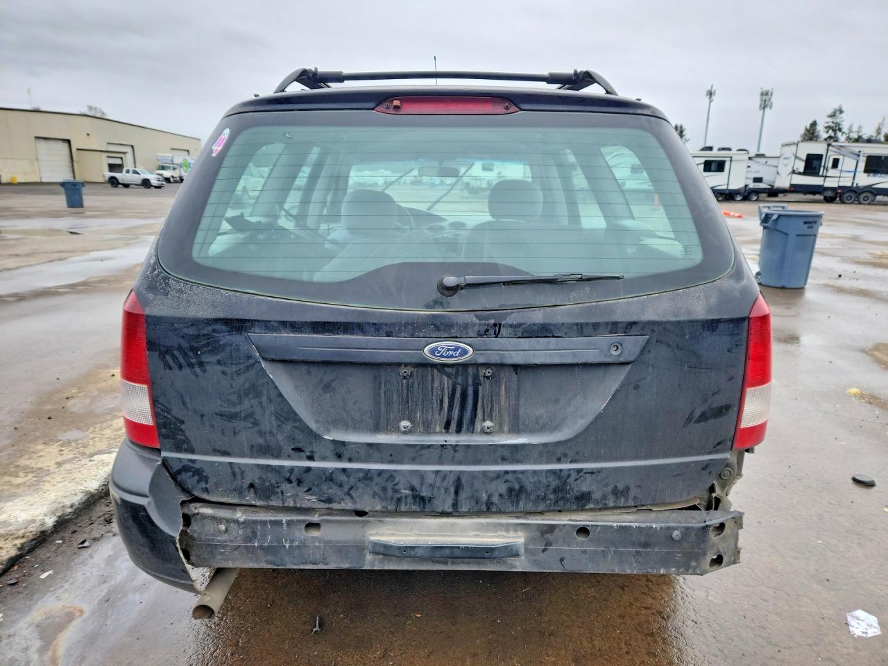 2004 FORD FOCUS SE photo 16