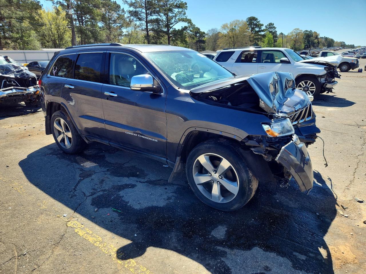 2014 JEEP GRAND CHEROKEE LIMITED photo 4