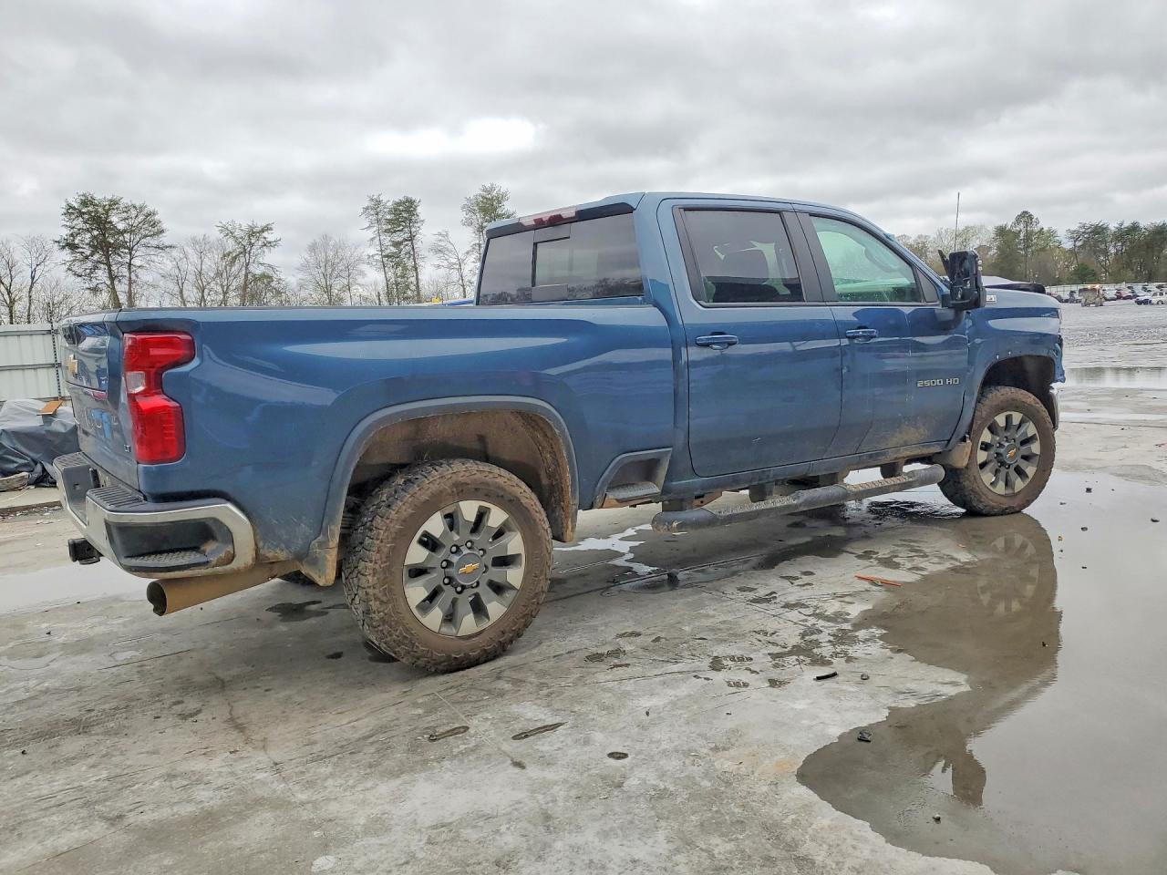 2025 CHEVROLET SILVERADO K2500 HEAVY DUTY LT photo 5