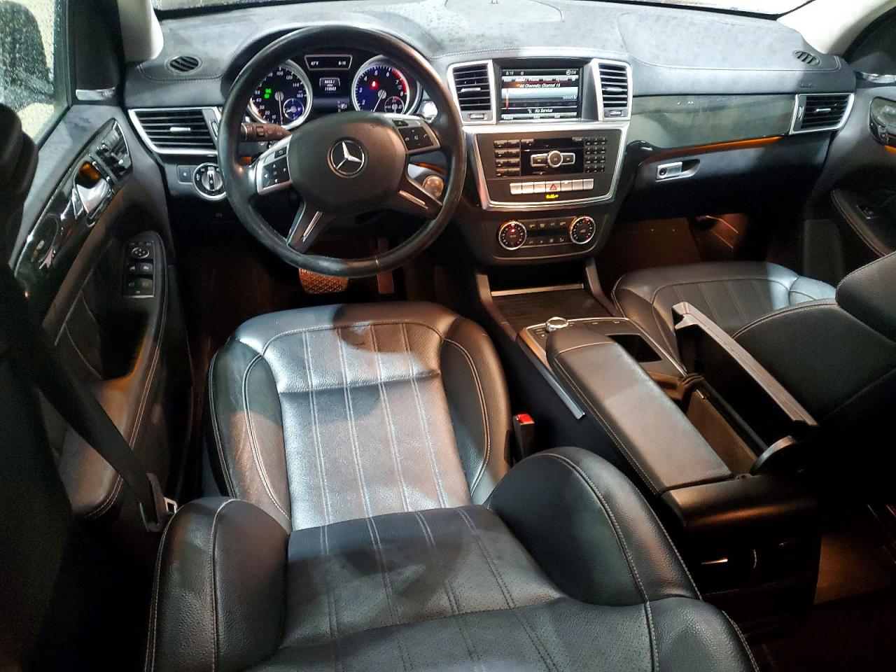 2016 MERCEDES-BENZ GL 450 4MATIC photo 8