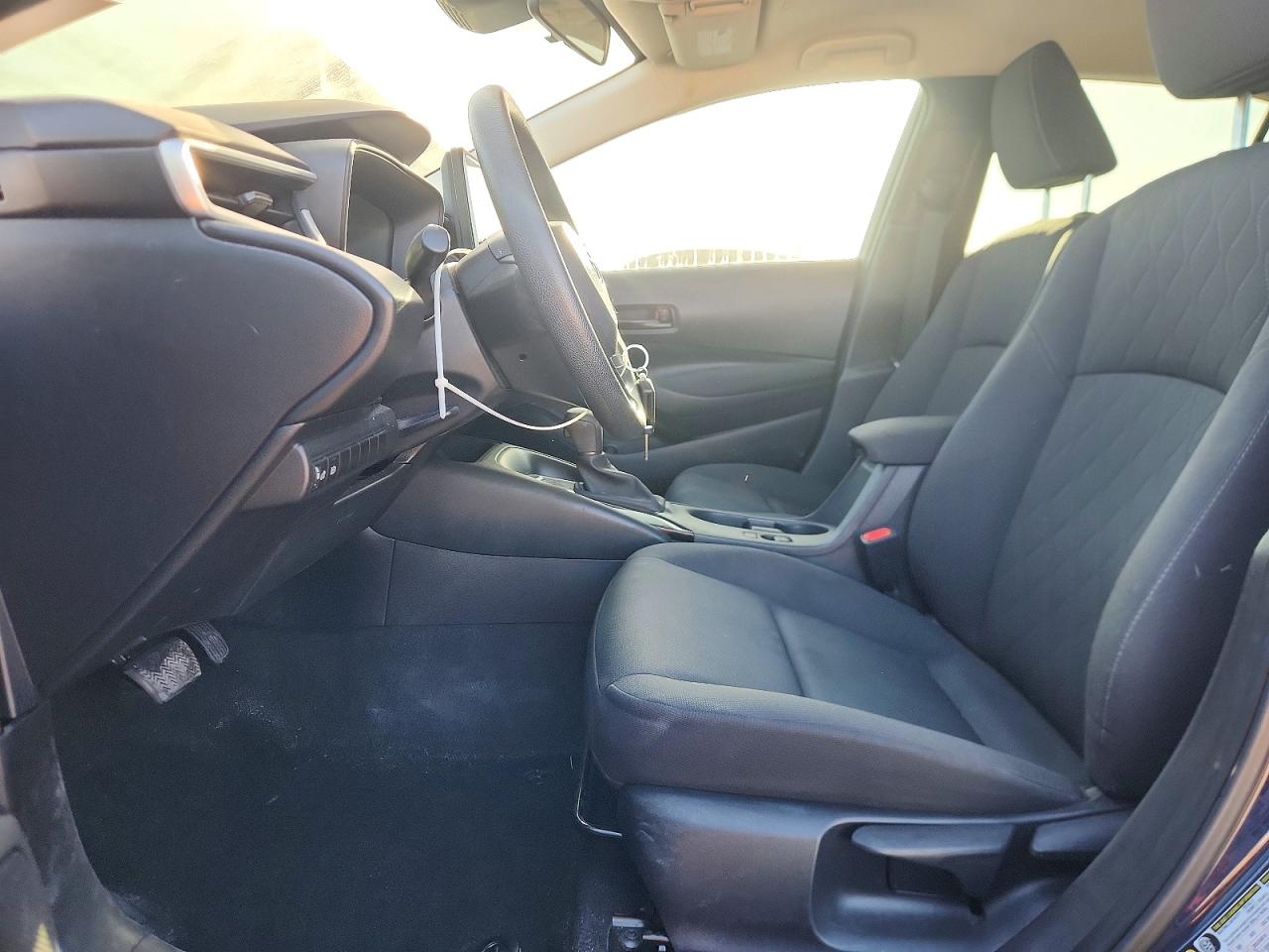 2023 TOYOTA COROLLA LE photo 13