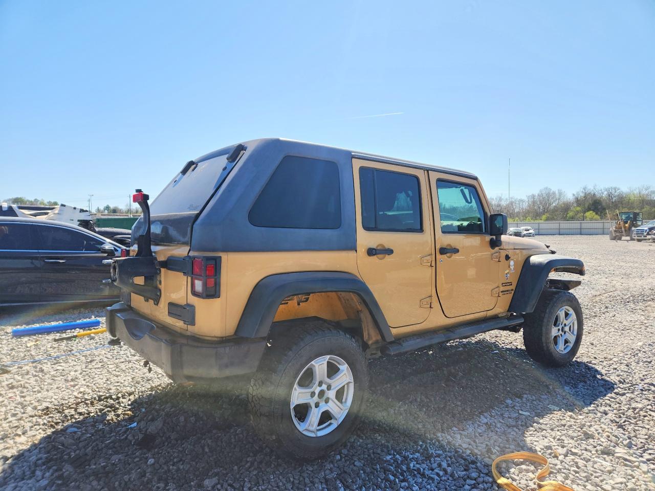 2013 JEEP WRANGLER UNLIMITED SPORT photo 3