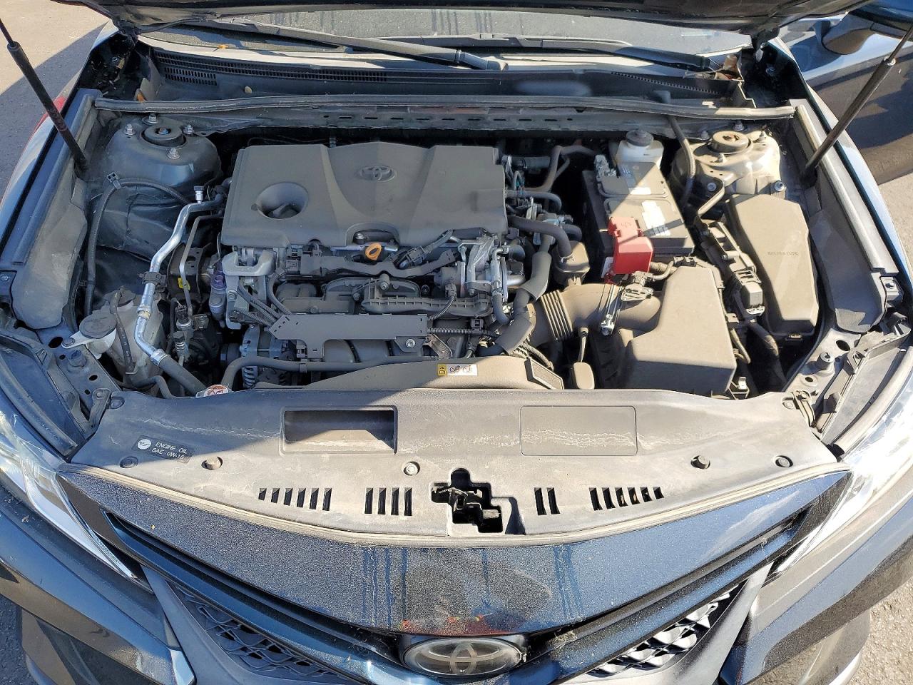 2018 TOYOTA CAMRY SE photo 11