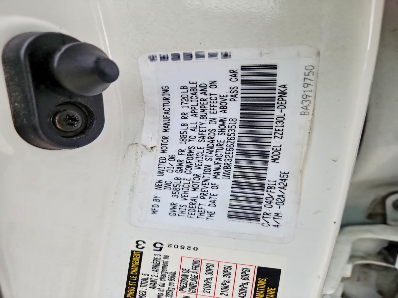2006 TOYOTA COROLLA LE photo 12