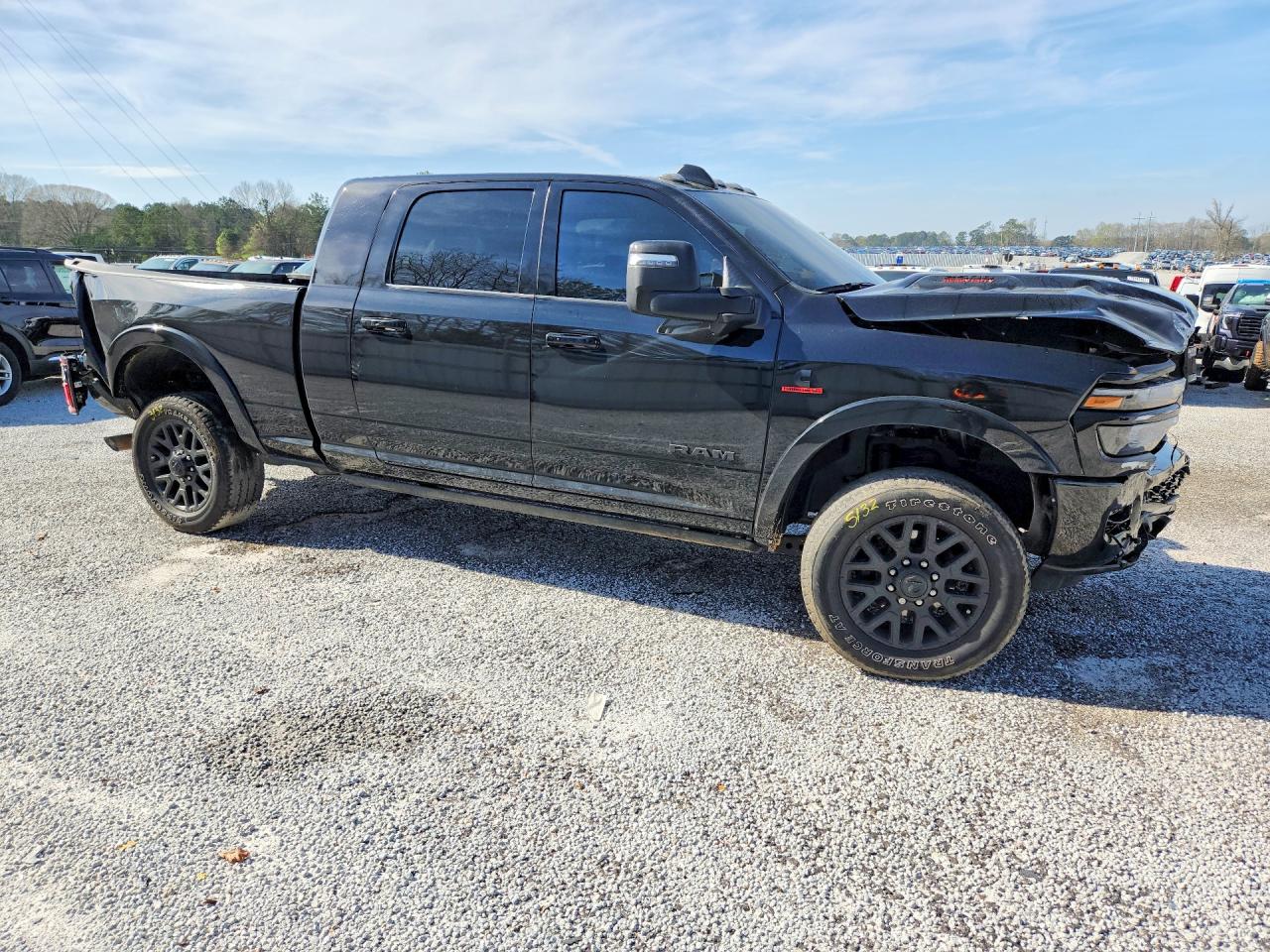 2025 RAM 2500 LIMITED photo 4
