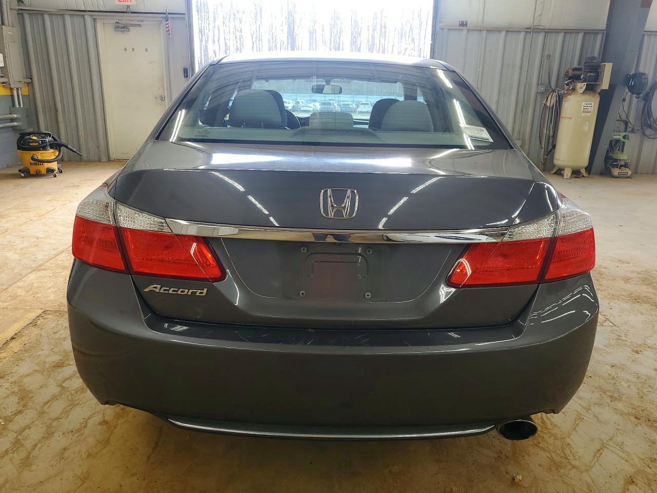 2013 HONDA ACCORD LX photo 6