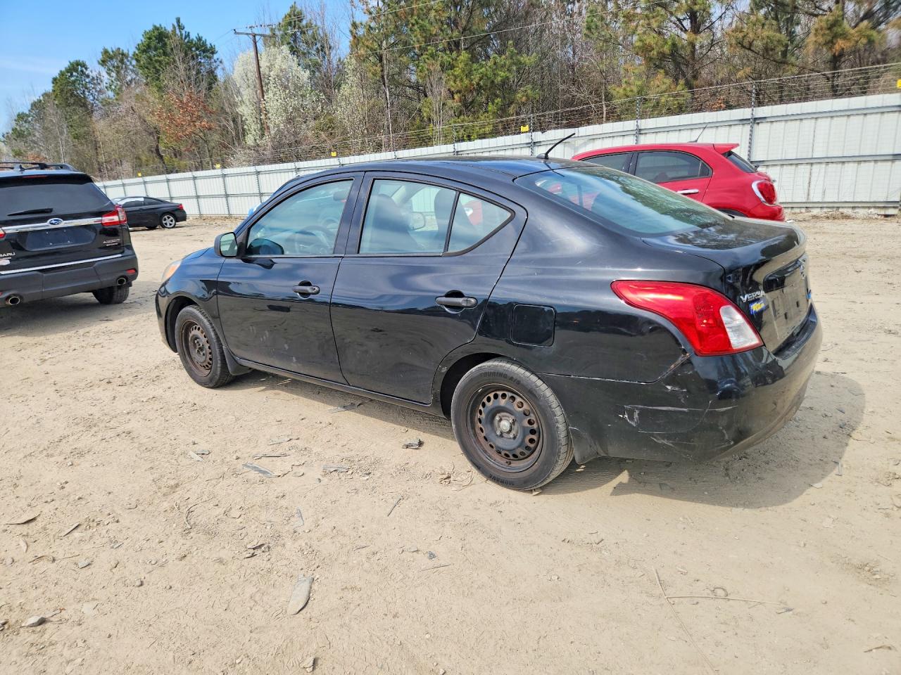 2014 NISSAN VERSA 1.6 S photo 3
