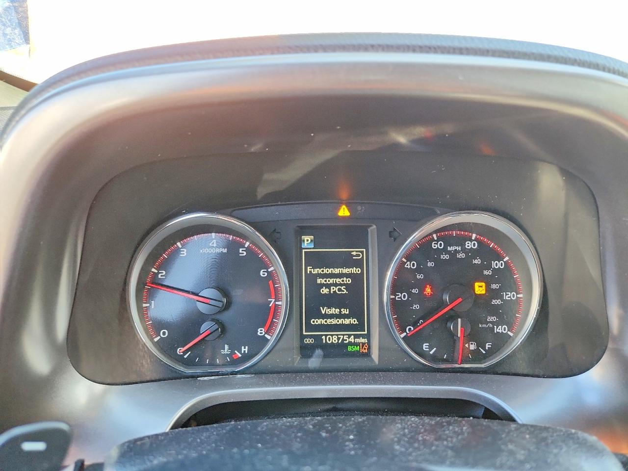 2017 TOYOTA RAV4 SE photo 9