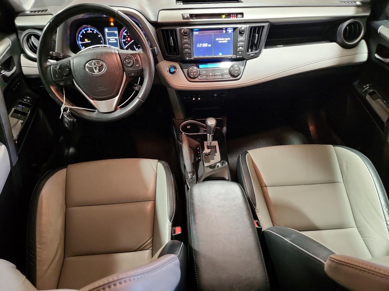 2017 TOYOTA RAV4 LIMITED photo 8