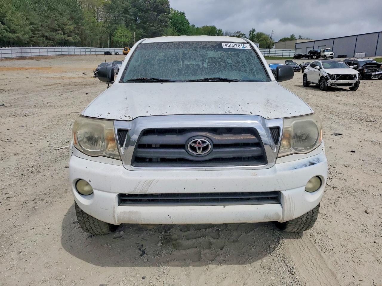 2006 TOYOTA TACOMA photo 9