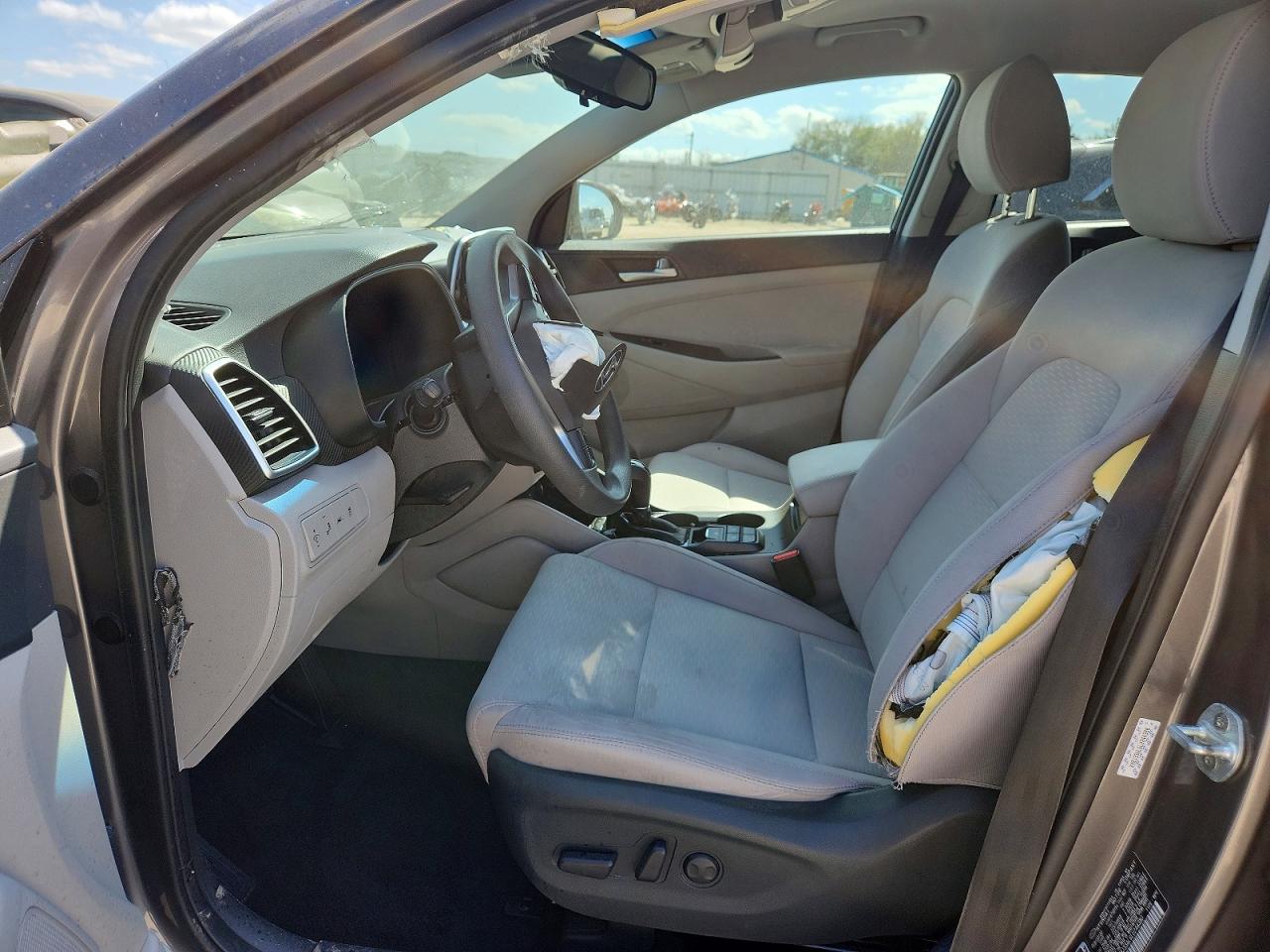 2020 HYUNDAI TUCSON SEL photo 7