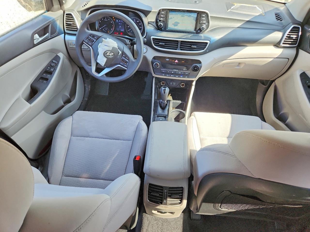 2020 HYUNDAI TUCSON SEL photo 8