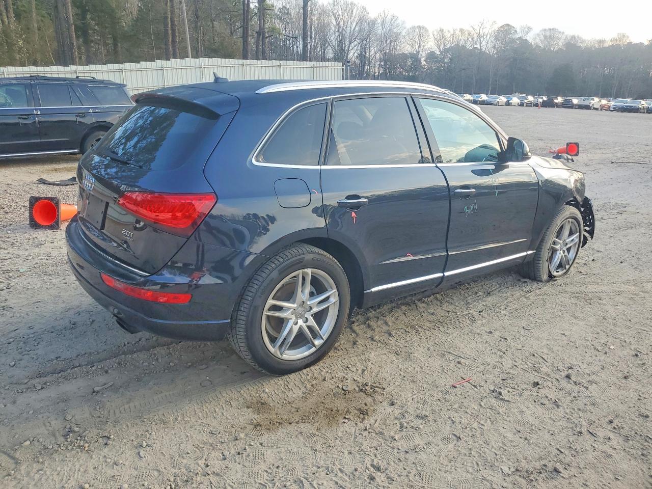 2017 AUDI Q5 PREMIUM PLUS photo 3