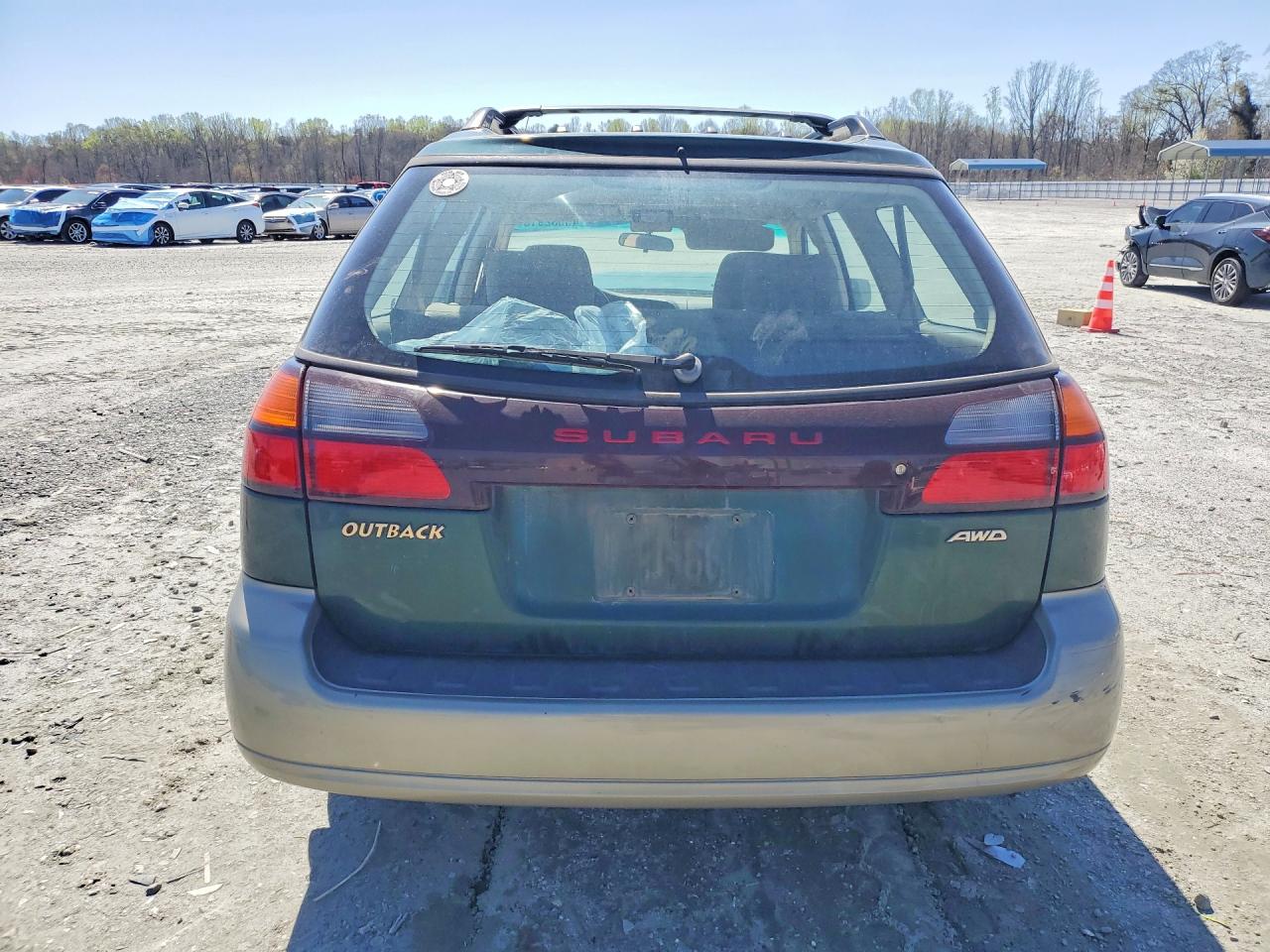 2001 SUBARU LEGACY OUTBACK photo 11