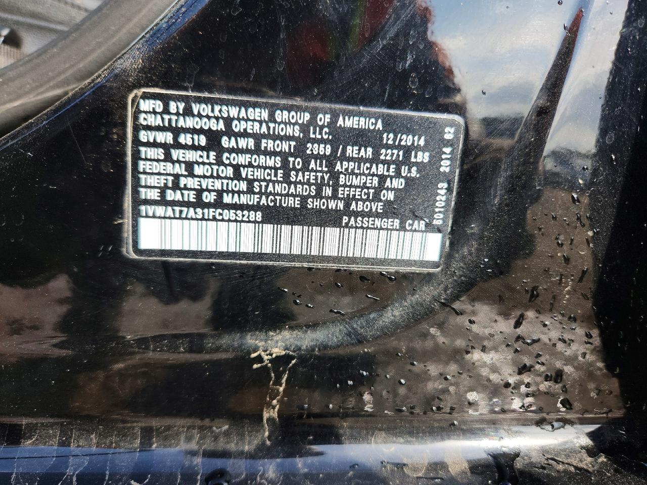 2015 VOLKSWAGEN PASSAT S photo 13