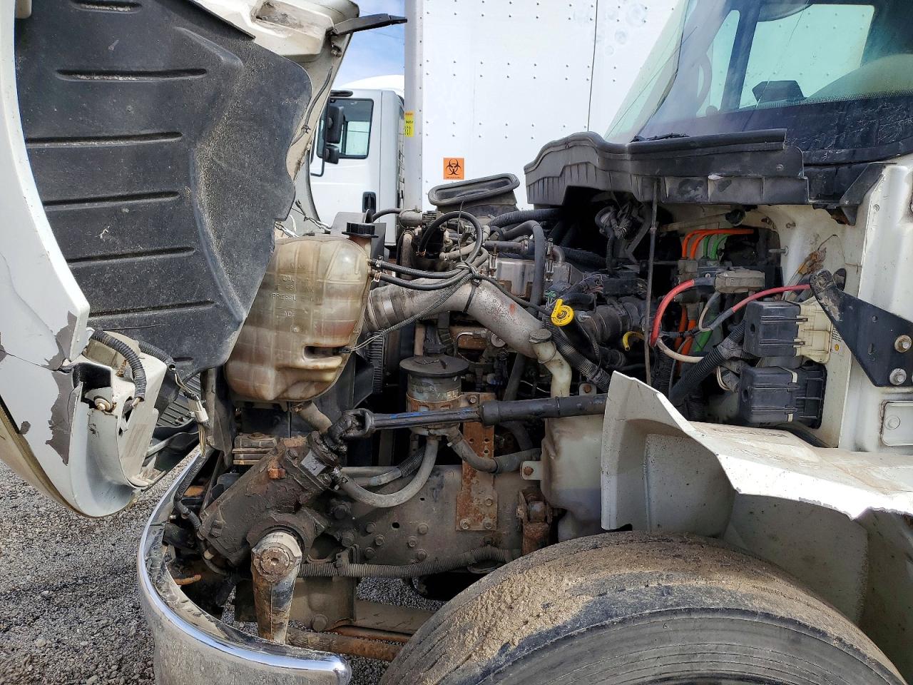 2010 INTERNATIONAL 4300 BOX TRUCK photo 13