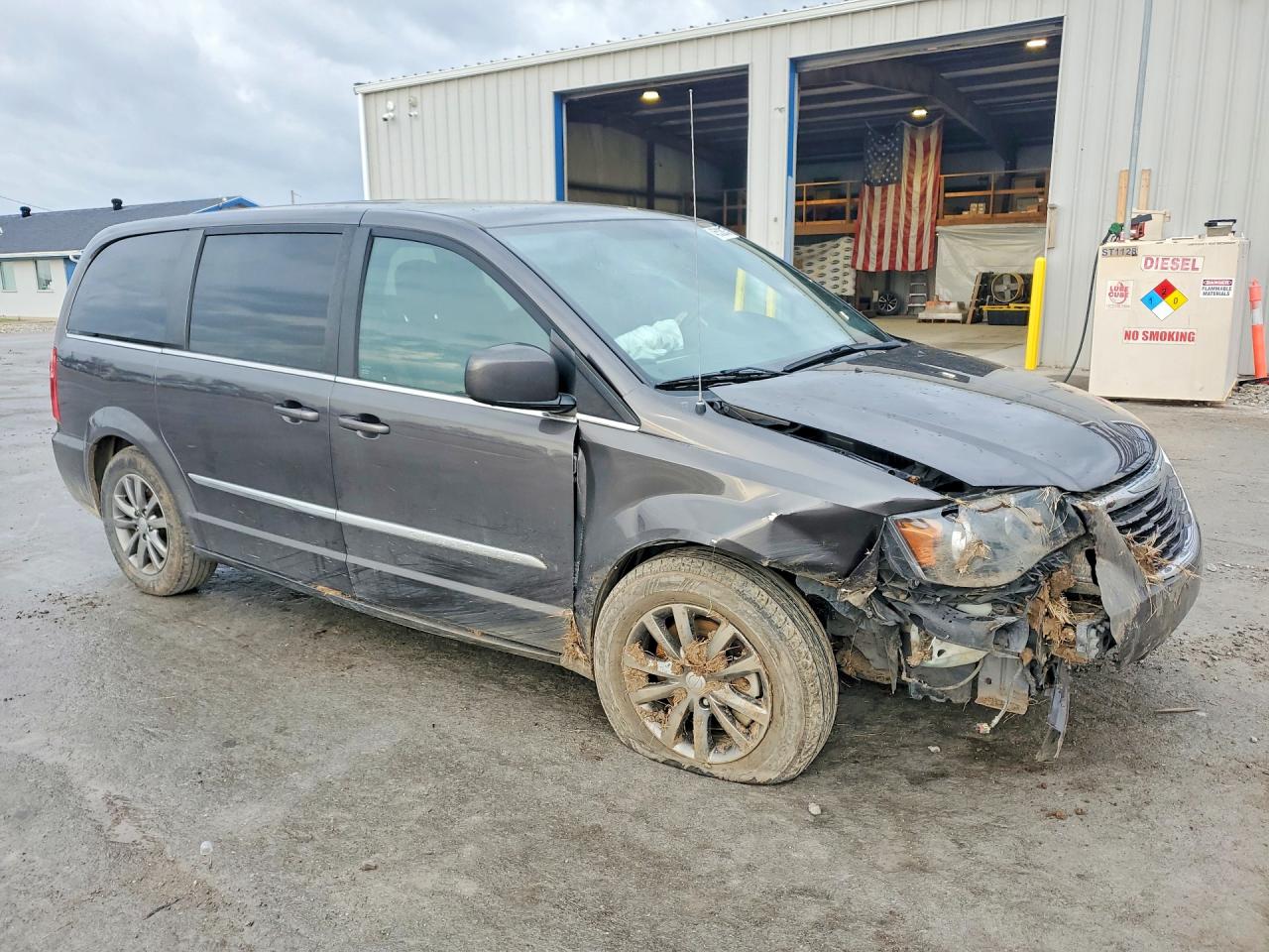 2015 CHRYSLER TOWN & COUNTRY S photo 10