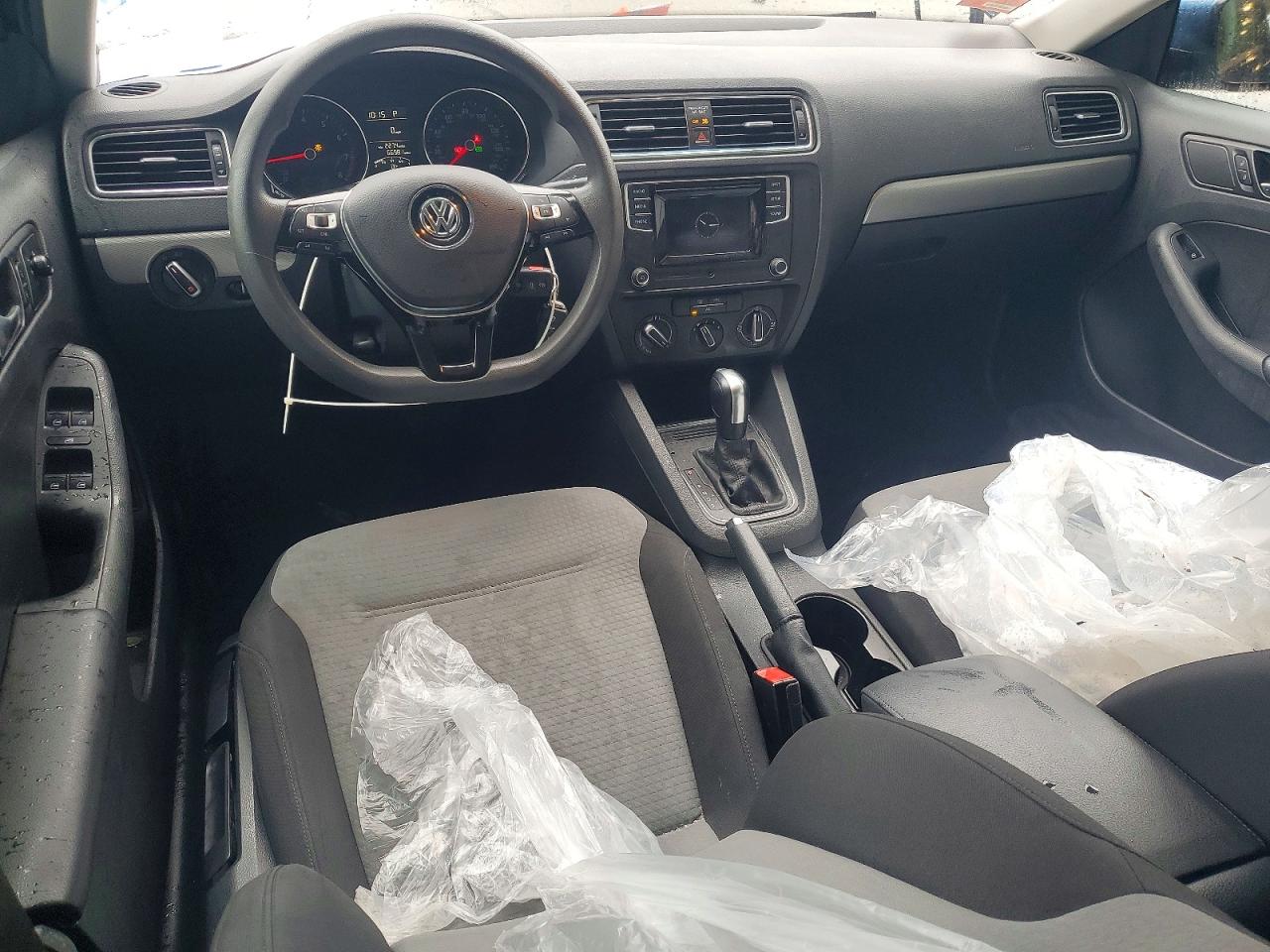 2017 VOLKSWAGEN JETTA S photo 8