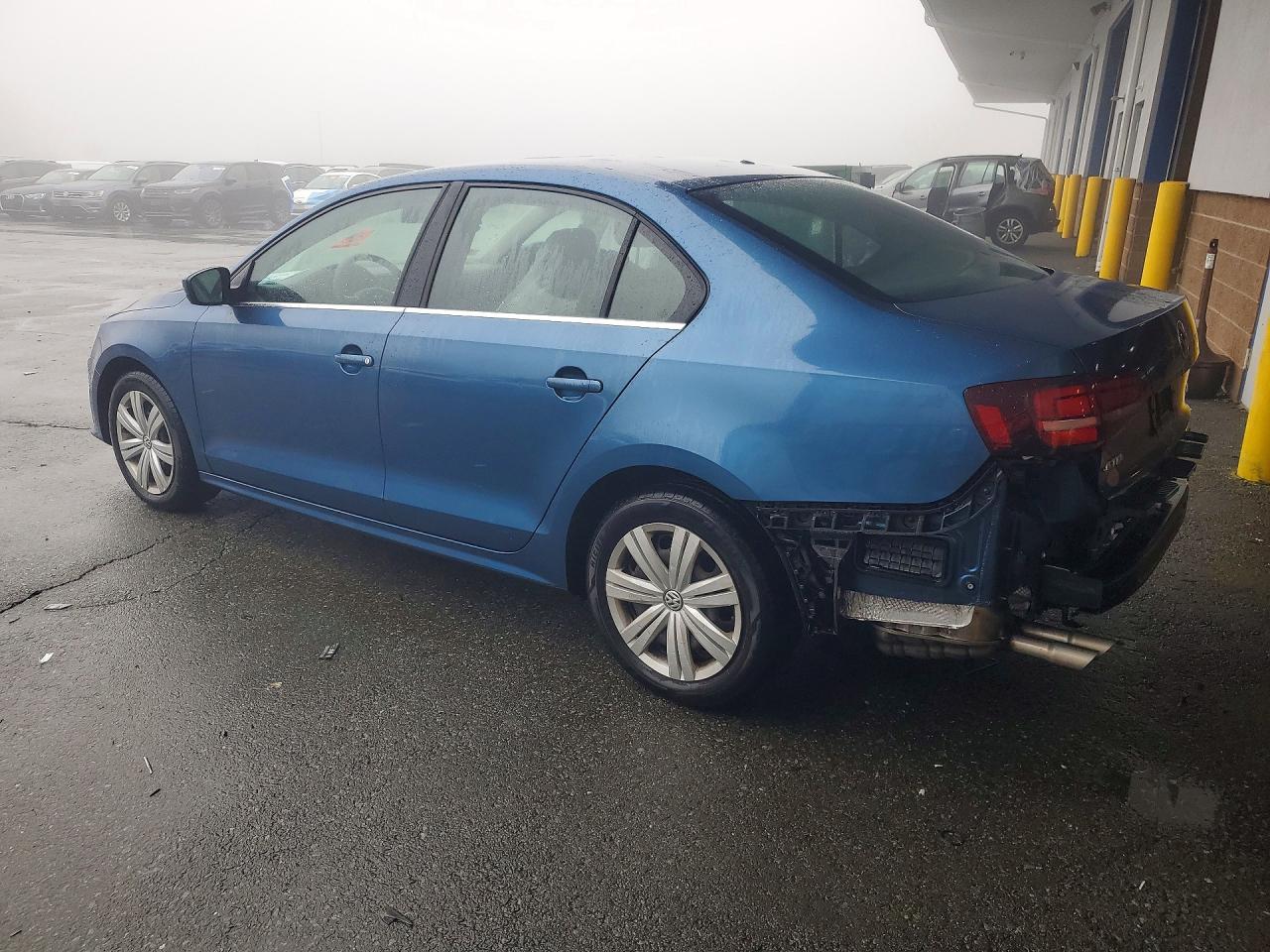 2017 VOLKSWAGEN JETTA S photo 2