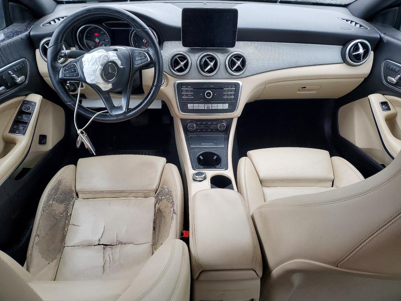2019 MERCEDES-BENZ CLA 250 photo 8