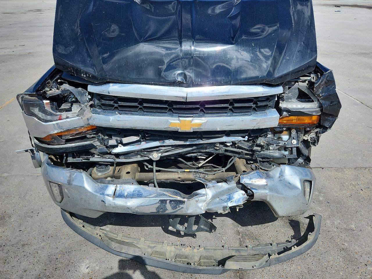 2016 CHEVROLET SILVERADO C1500 LT photo 11