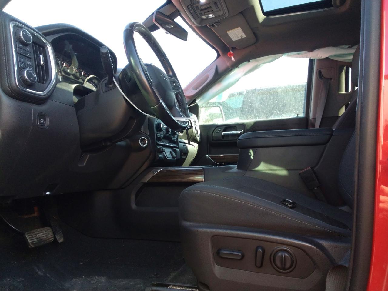 2020 CHEVROLET SILVERADO K1500 RST photo 14