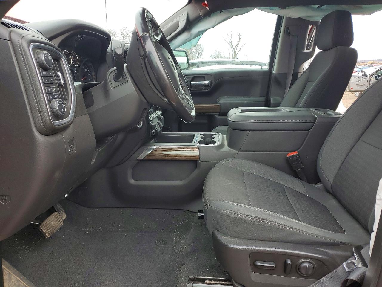 2020 CHEVROLET SILVERADO K1500 RST photo 13