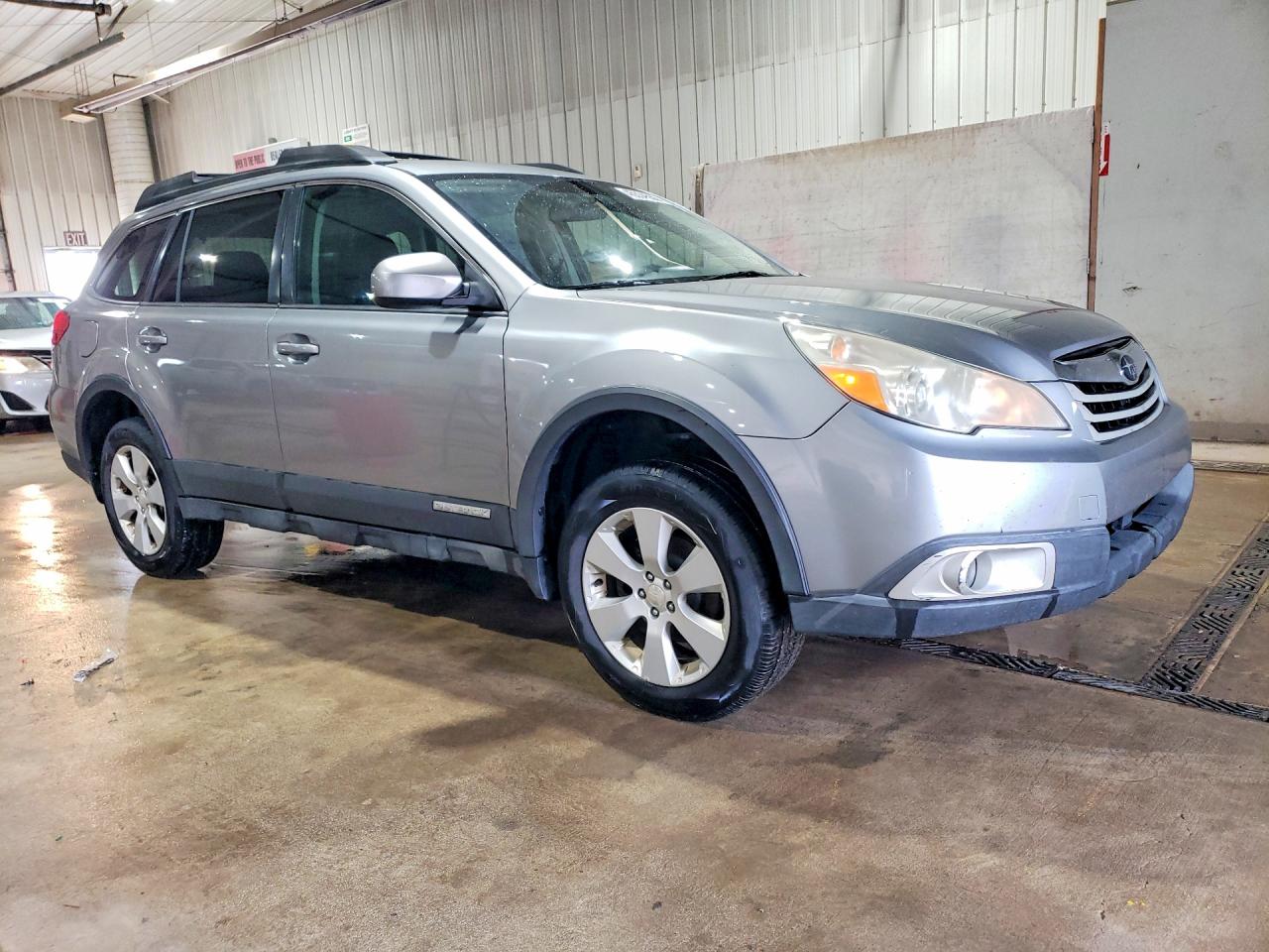 2011 SUBARU OUTBACK 2.5I PREMIUM photo 4