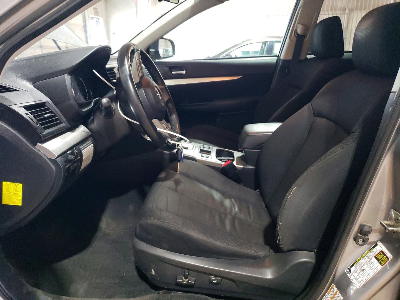 2011 SUBARU OUTBACK 2.5I PREMIUM photo 7