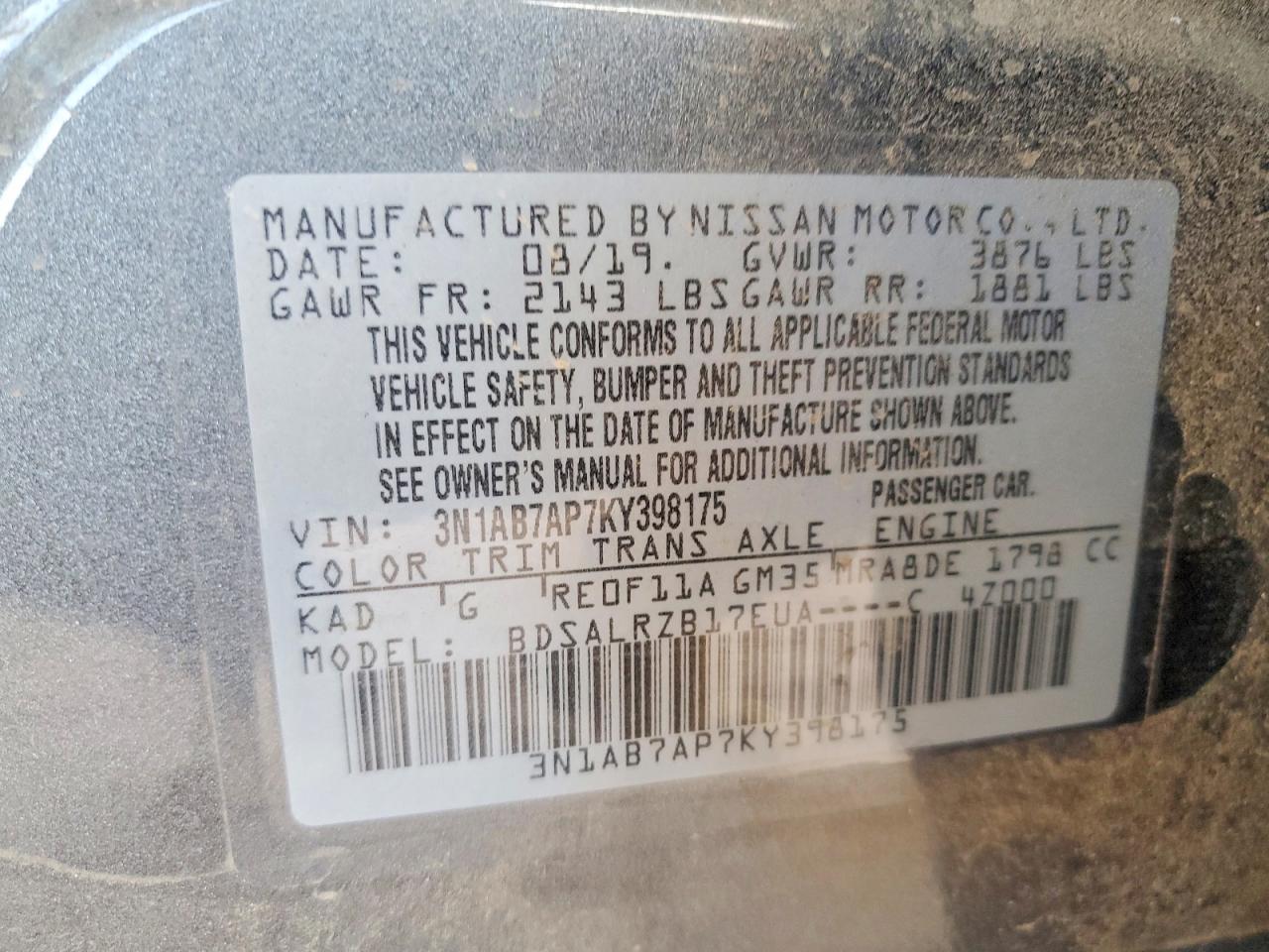 2019 NISSAN SENTRA SR photo 12