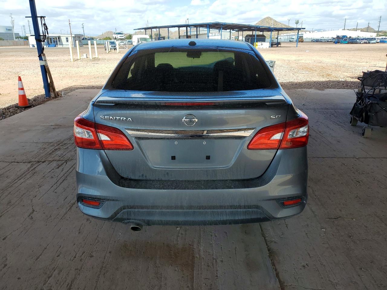 2019 NISSAN SENTRA SR photo 6