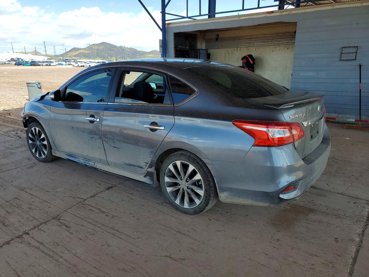 2019 NISSAN SENTRA SR photo 2