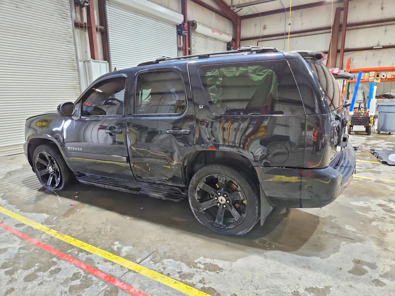 2007 CHEVROLET TAHOE K1500 photo 2