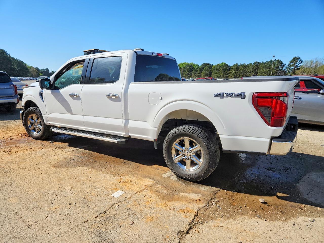 2024 FORD F150 XLT photo 4