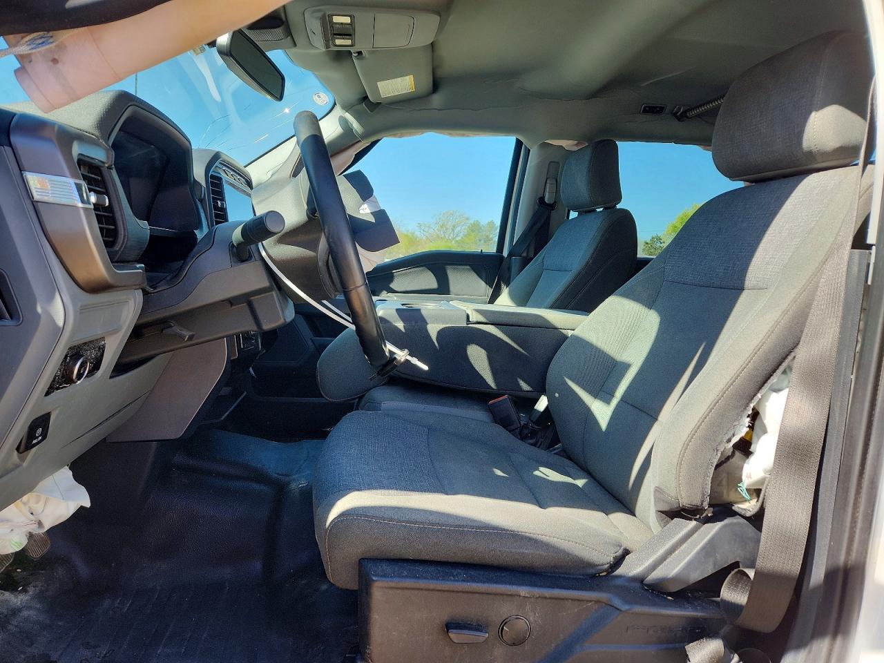 2024 FORD F150 XLT photo 19