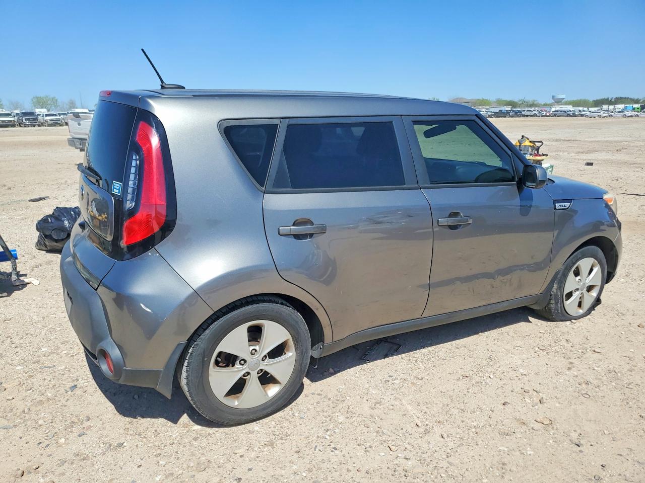 2016 KIA SOUL BASE photo 5
