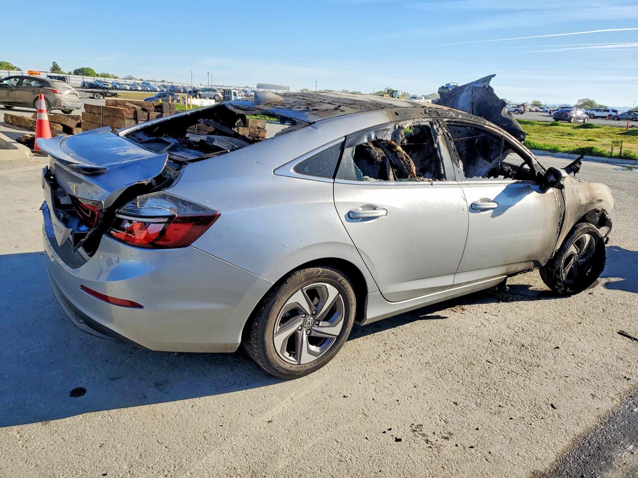 2019 HONDA INSIGHT EX photo 5