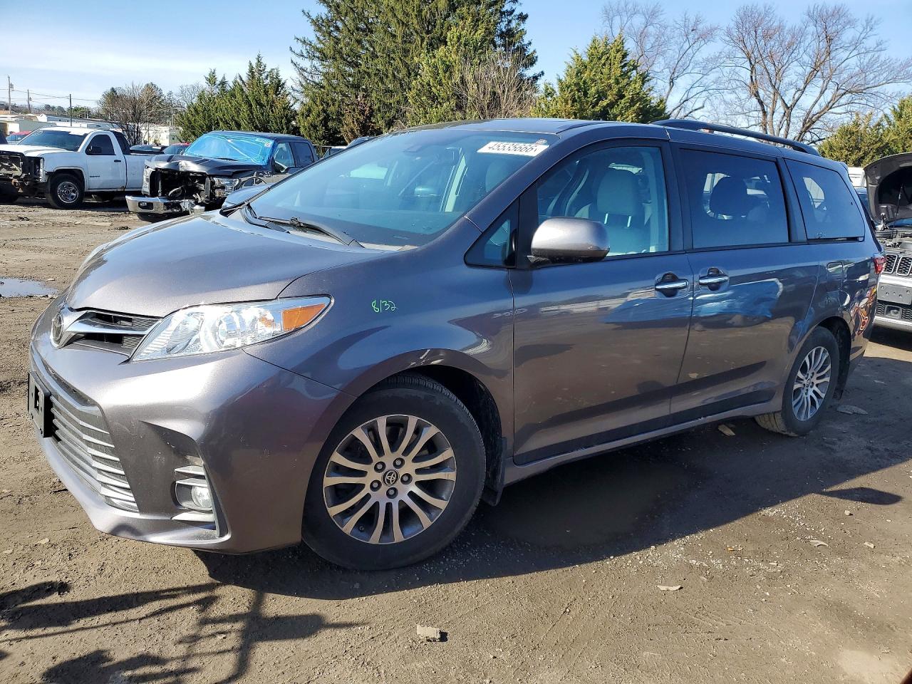 2020 TOYOTA SIENNA